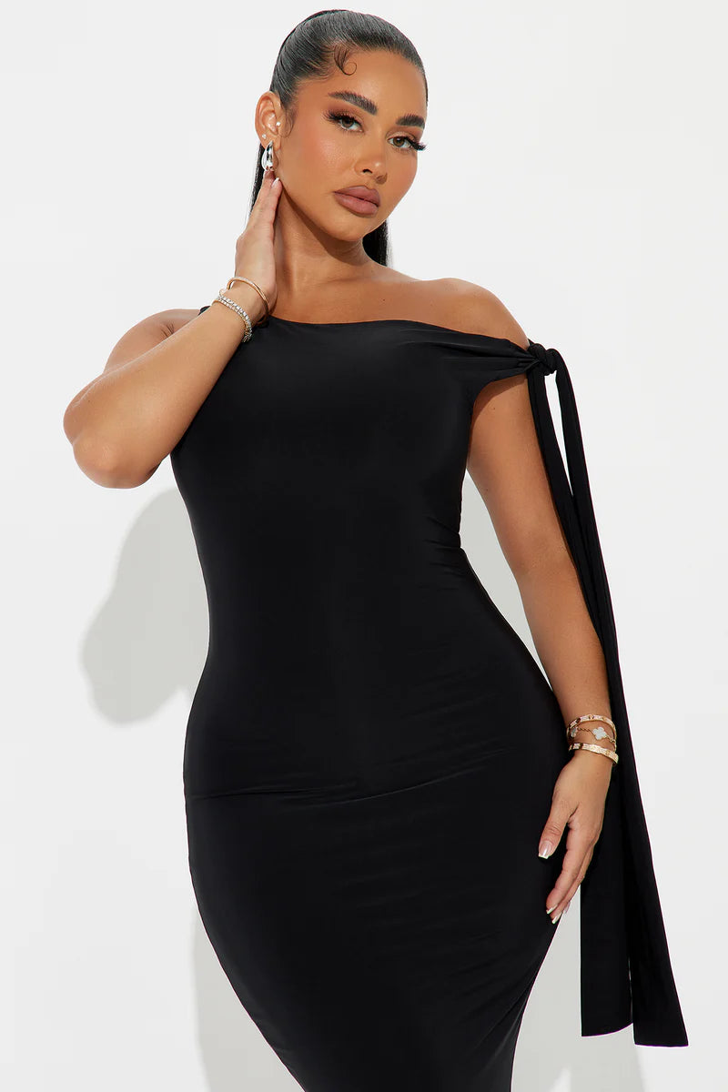 Olympia Twist One Shoulder