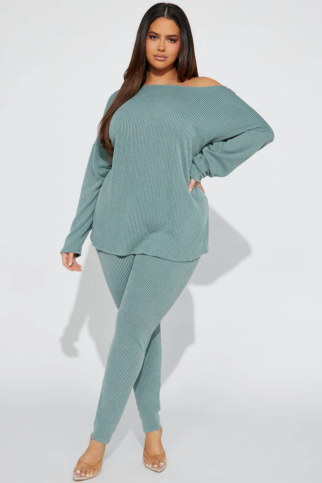 Don't Get Twisted Ribbed Legging Set