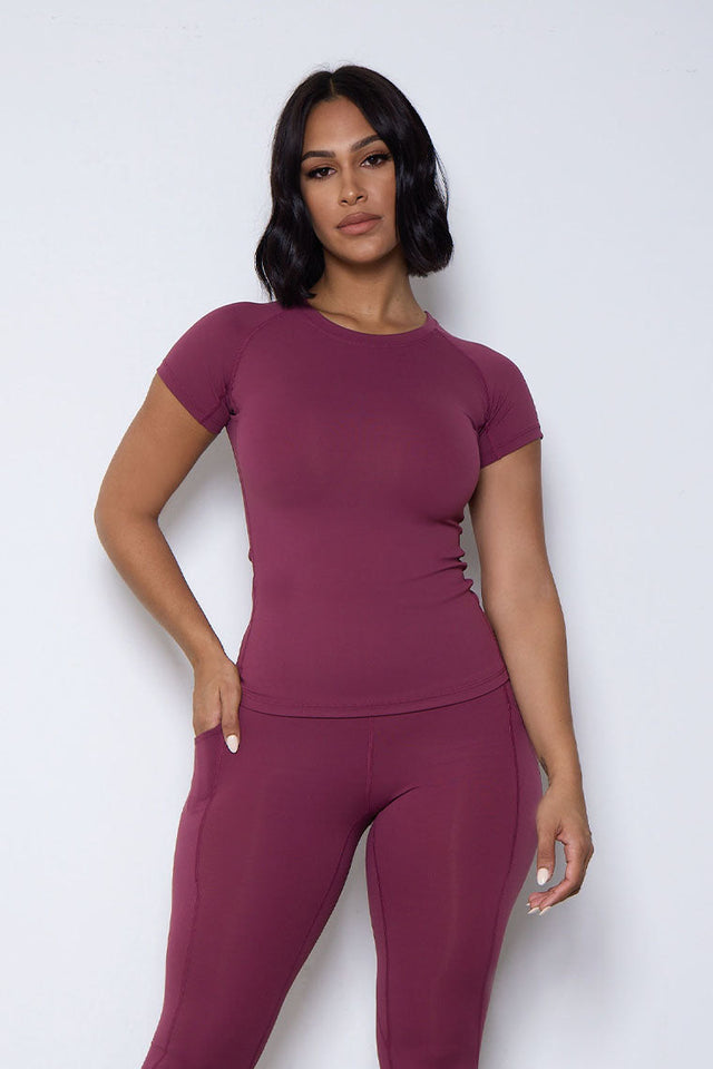 ESSENTIAL CREWNECK TOP-RED WINE